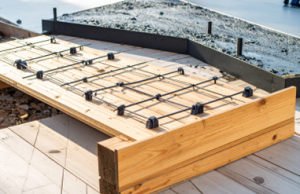 Composite timber-concrete floors: seismic reinforcement and energy efficiency